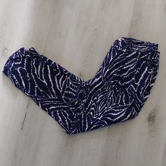 Lilly Pulitzer navy white printed pants ankle crop - Picture 10 of 12
